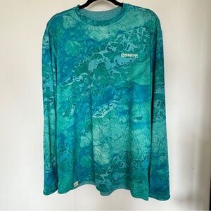 Magellan M Men’sTurquoise Realtree Reversible Long Sleeve Activewear Fishing
